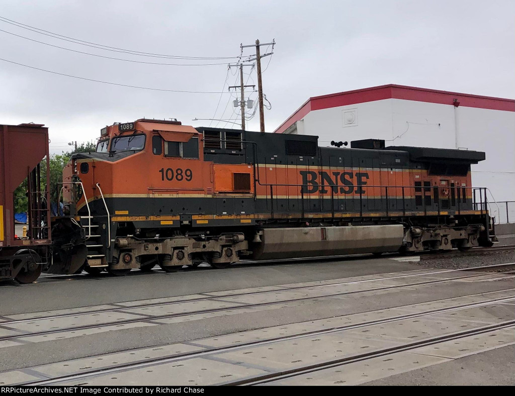 BNSF 1089